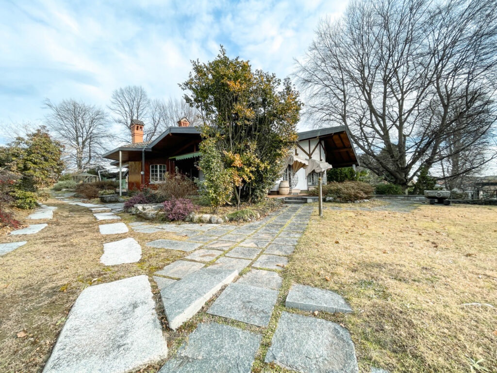Villa indipendente in vendita a Invorio, con giardino