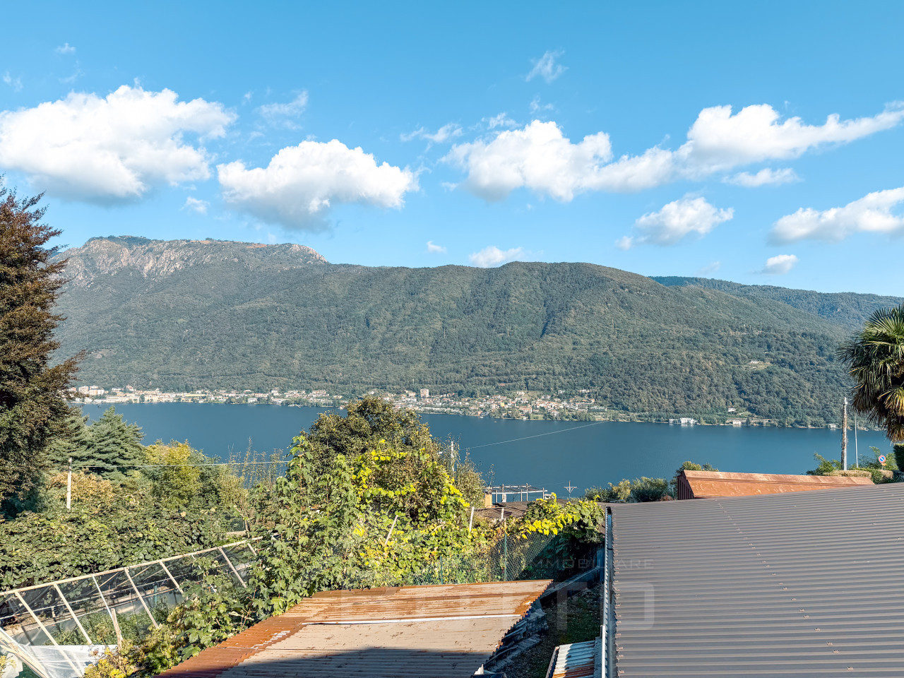 000__appartamento-vendita-nonio-vista2_wmk_0