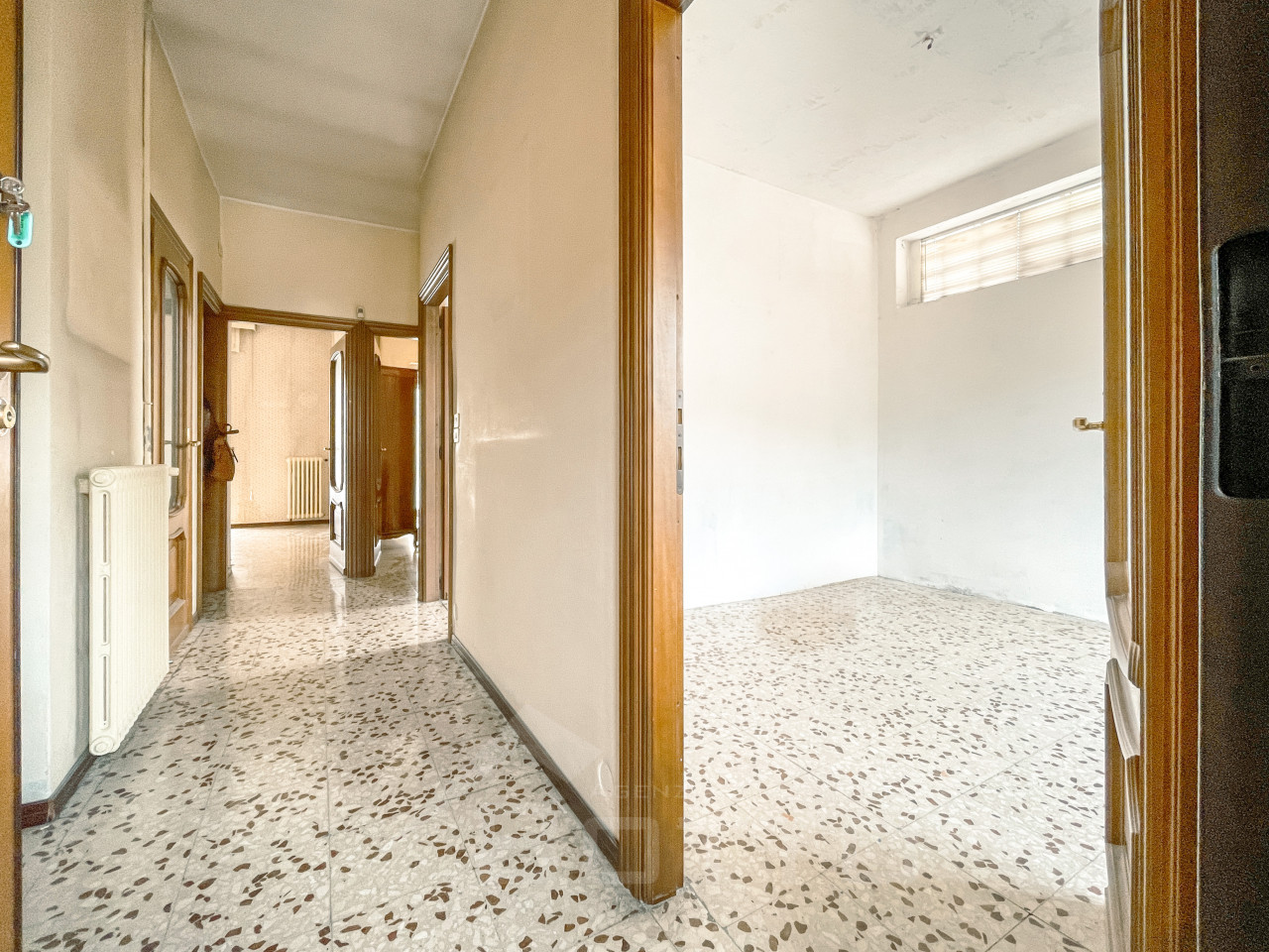000__appartamento-vendita-omegna-ingresso_wmk_0
