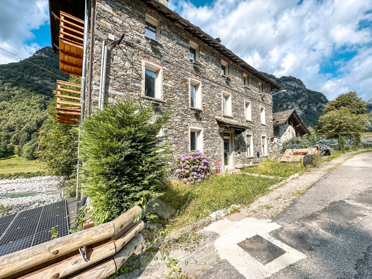 000__casa-vendita-campertogno-esterno87_wmk_0