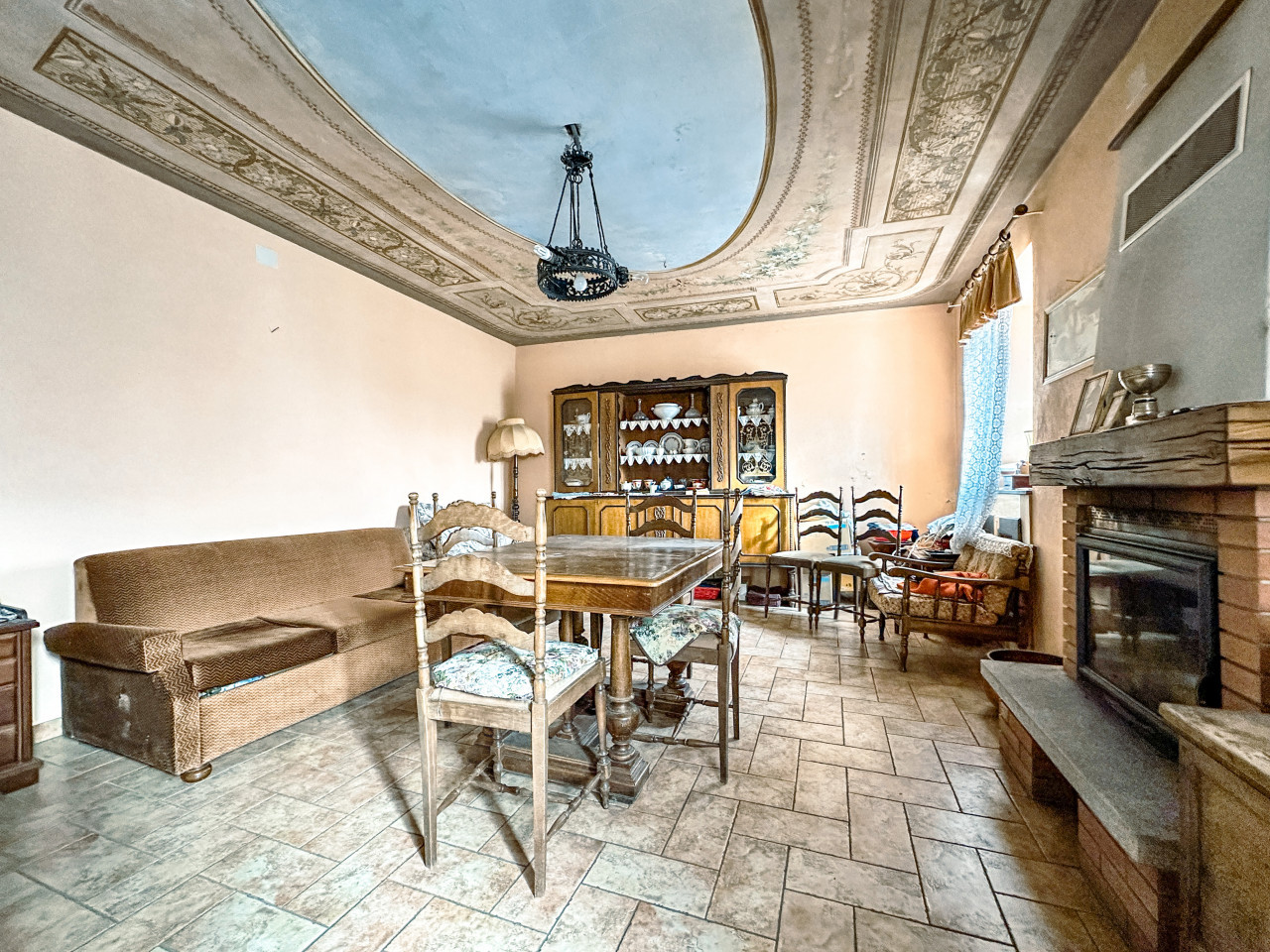 000__casa-vendita-cannobio-sofa_wmk_0