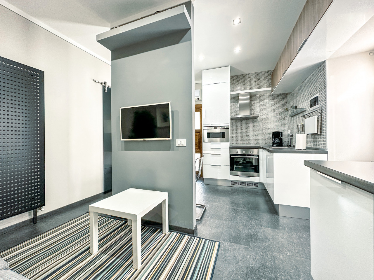 000__casa-vendita-ghiffa-cucina2_wmk_0