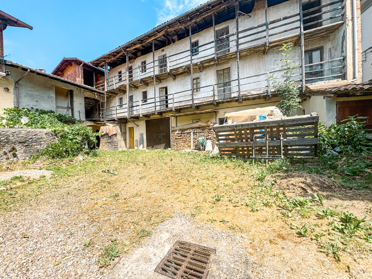 000__casa-vendita-maggiora-esterno