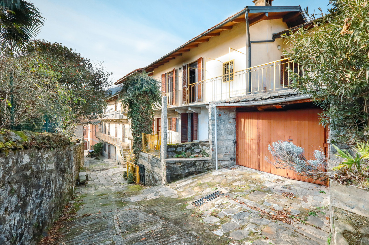 000__casa-vendita-mergozzo-esterno1_wmk_0