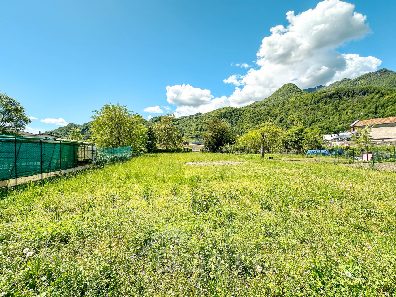 000__terreno-vendita-varallo-esterno2_wmk_0