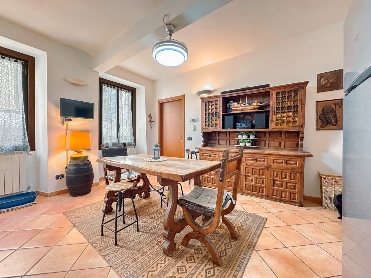 000__vendita-appartamento-stresa-cucina1