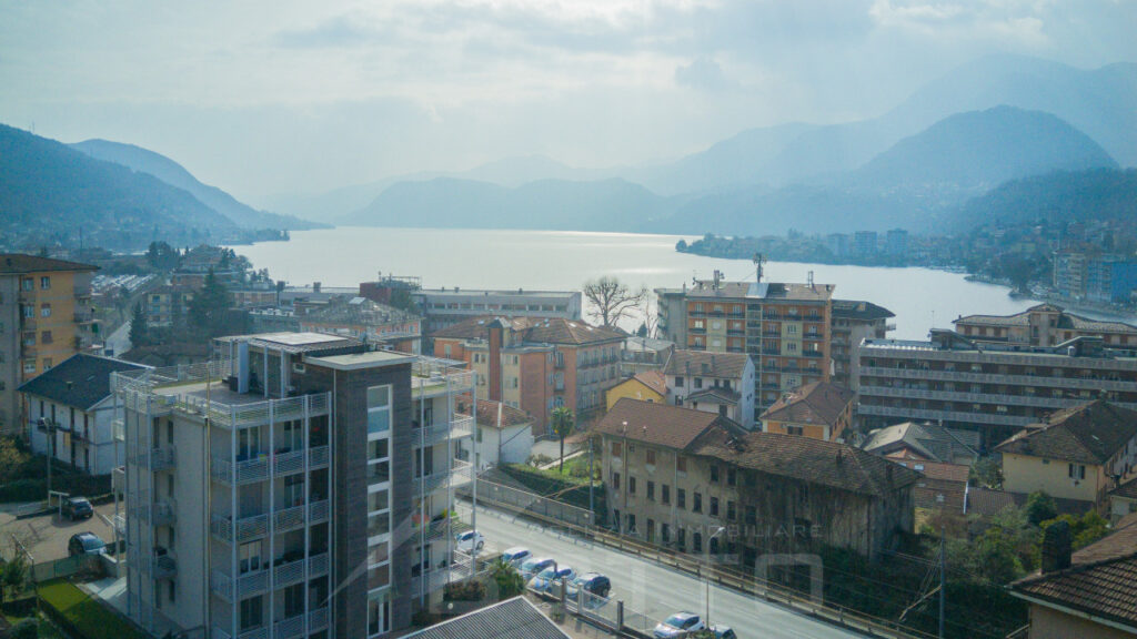 Villa a schiera in vendita ad Omegna, vista lago