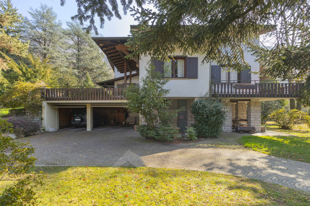 000__villa-vendita-omegna30_wmk_0