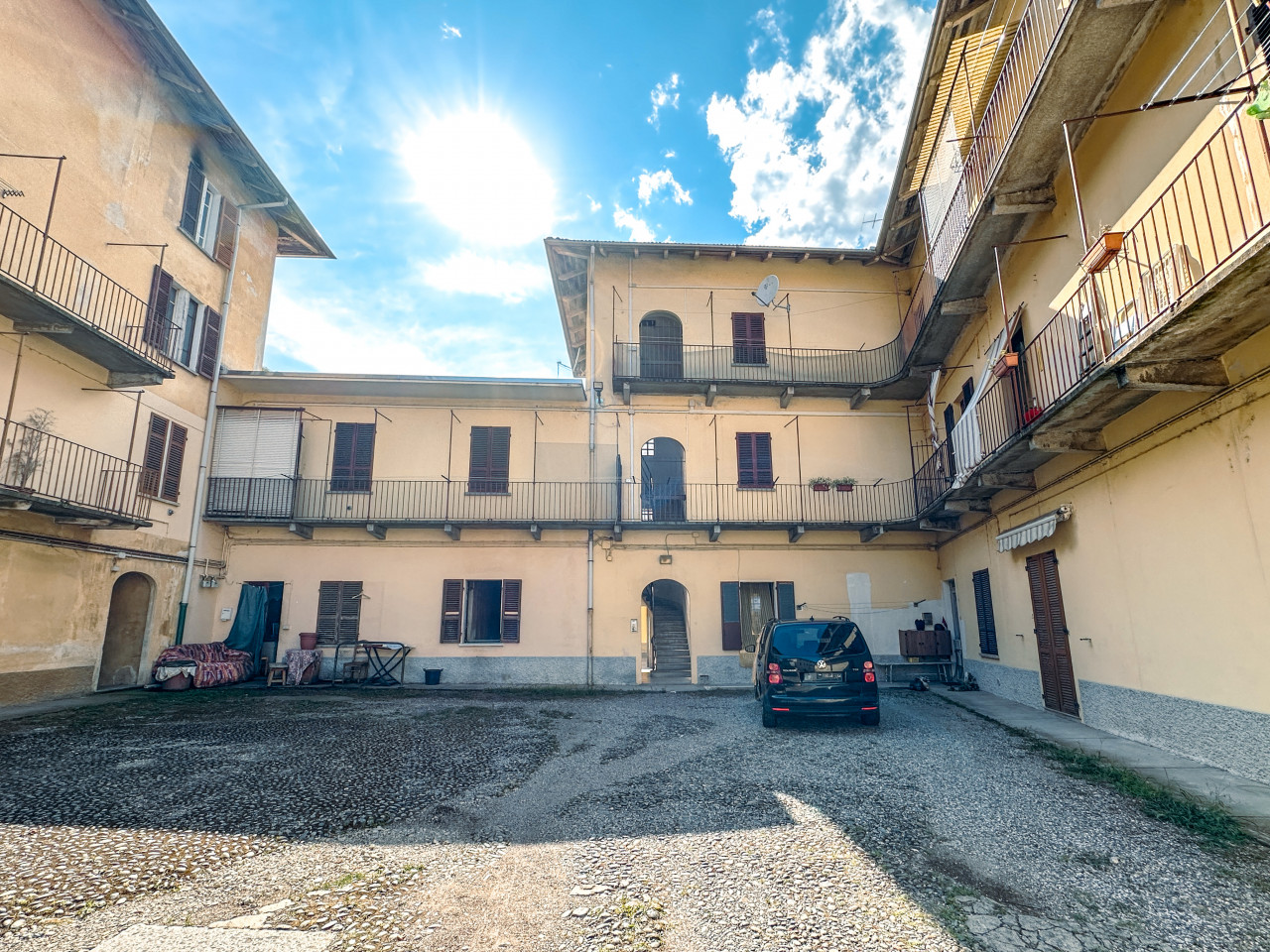 001__appartamento-vendita-borgosesia-esterno
