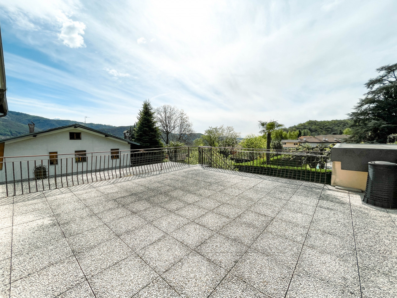 001__appartamento-vendita-nonio-terrazzo1_wmk_0