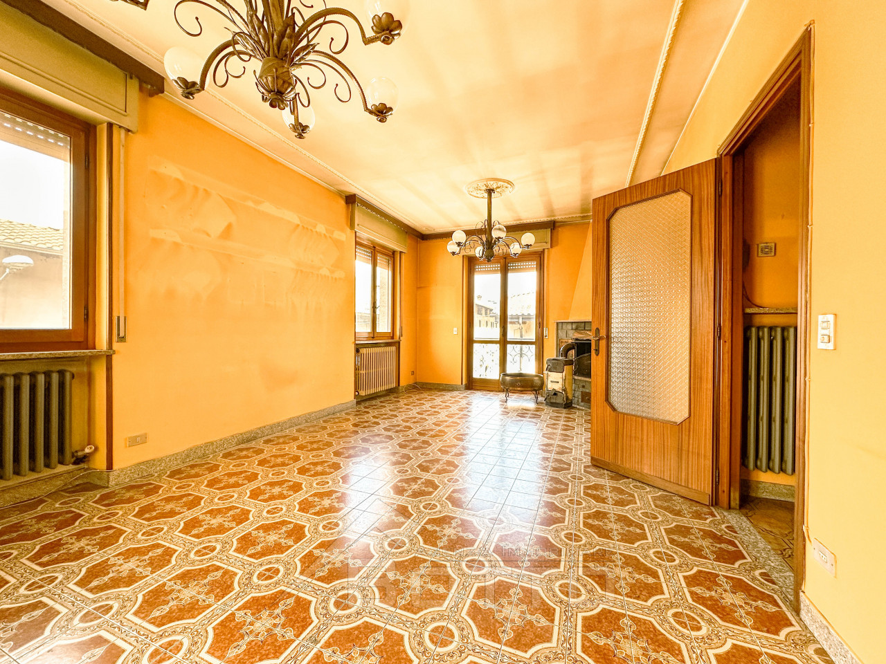 001__casa-vendita-bettole-stanza4_wmk_0