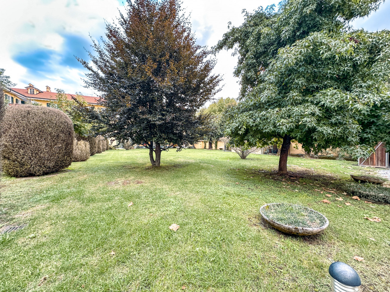 001__casa-vendita-grignasco-giardino