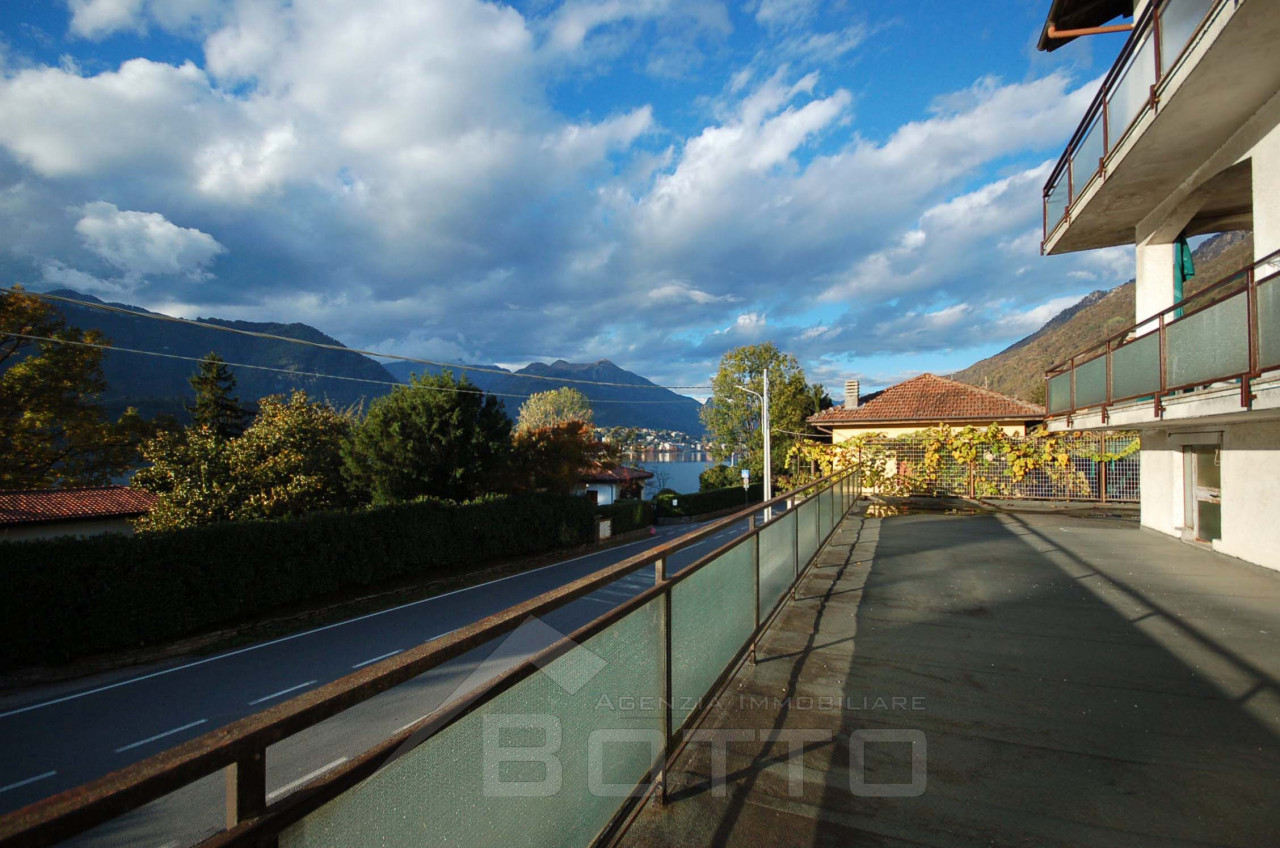 001__casa-vendita-omegna-terrazzo