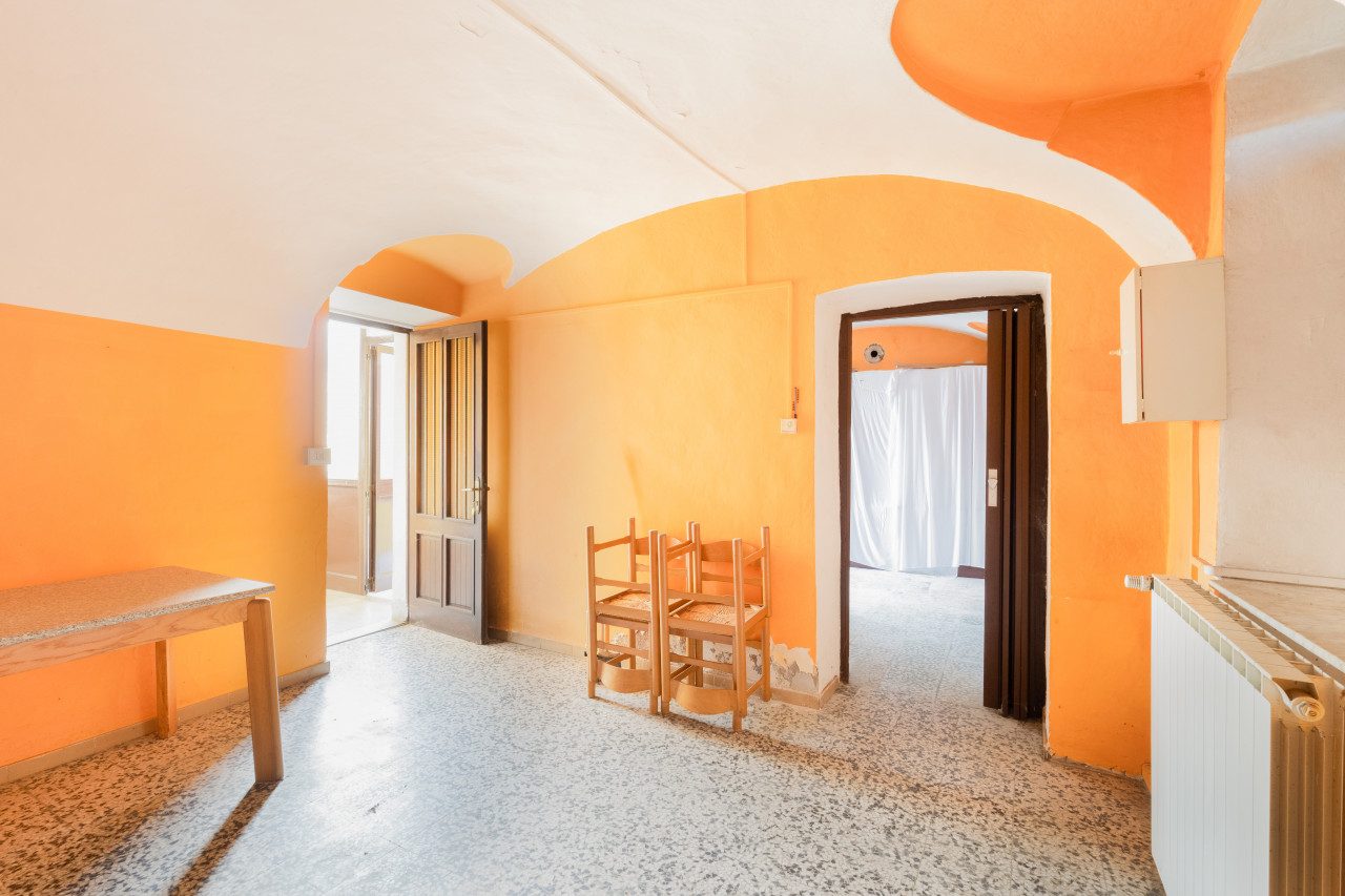 001__casa-vendita-serravalle-pavimento