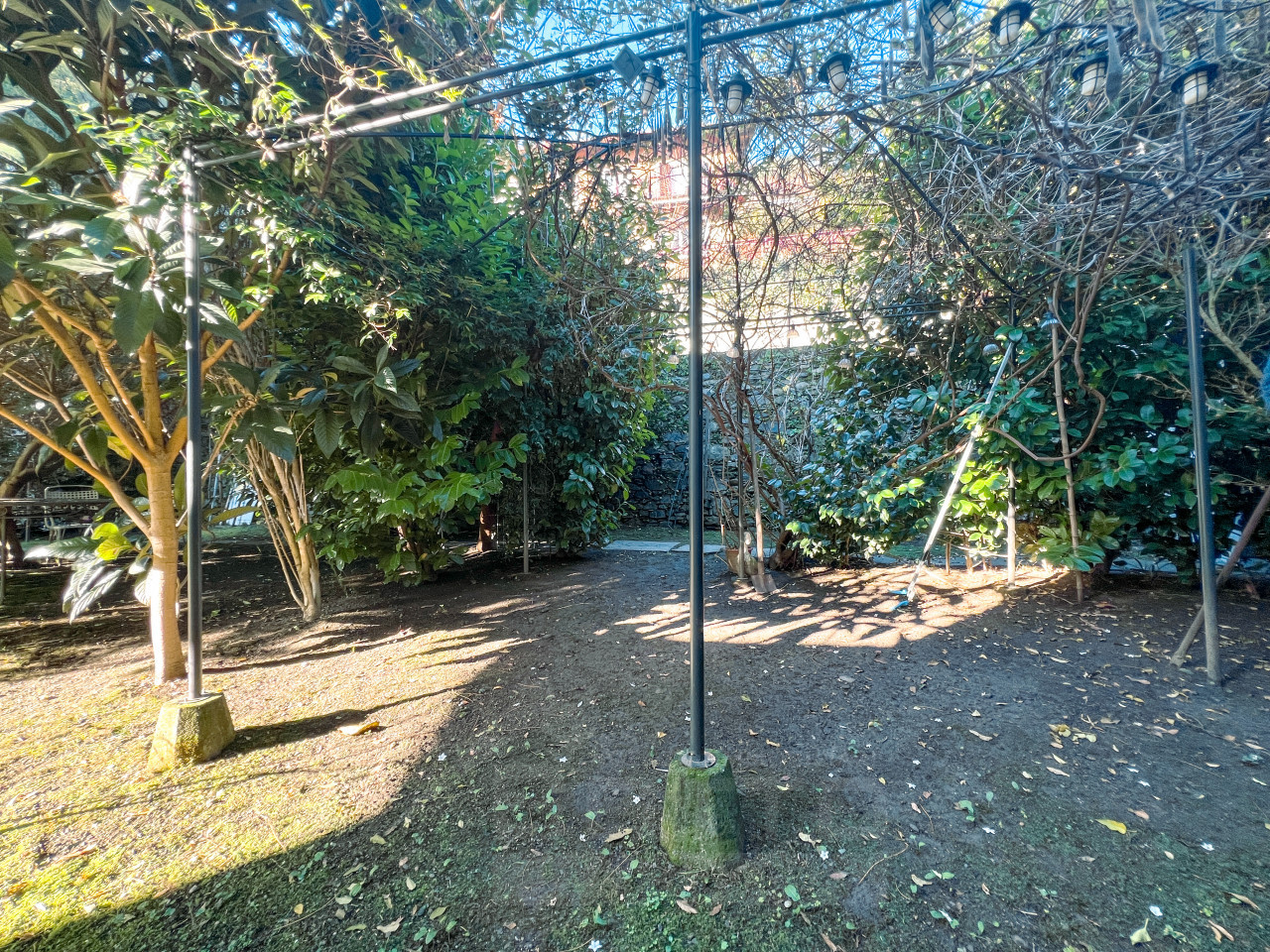 001__lesa-appartamento-vendita-giardino3_wmk_0