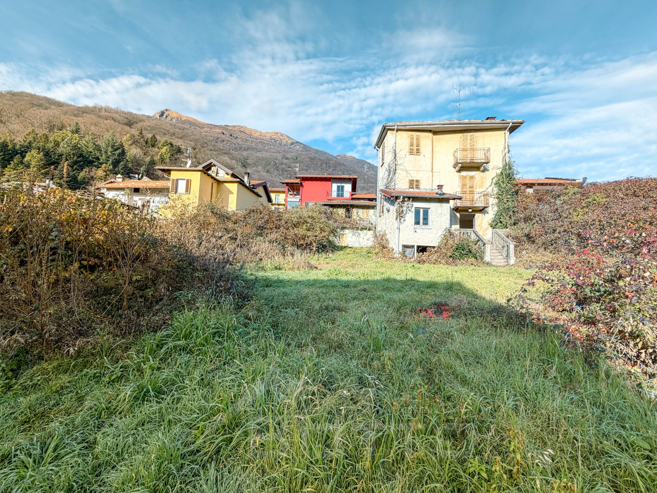 001__rustico-vendita-casale-corte-cerro-esterno6_wmk_0