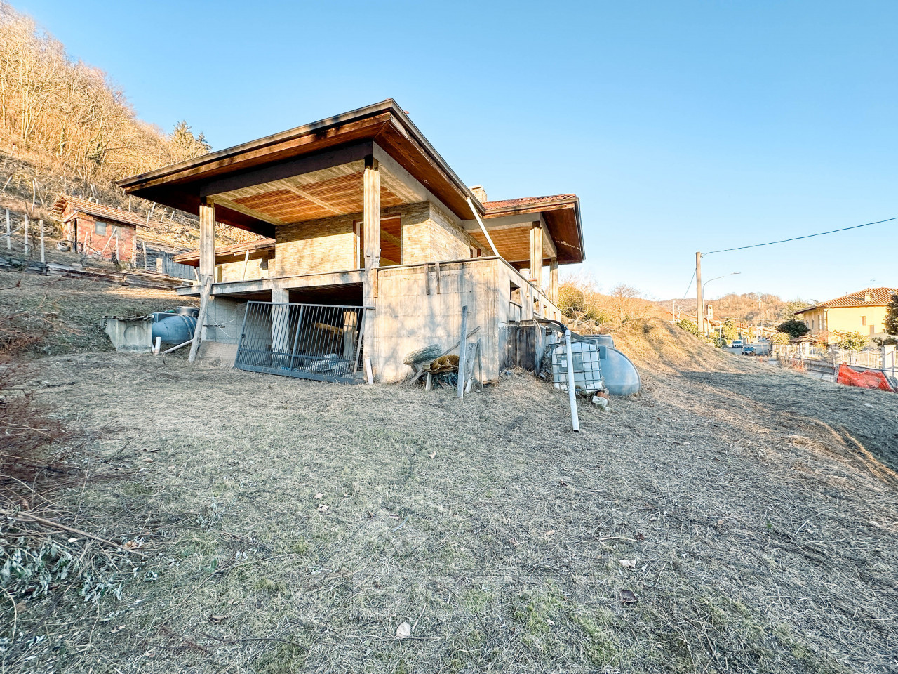 001__villa-vendita-grignasco-vista