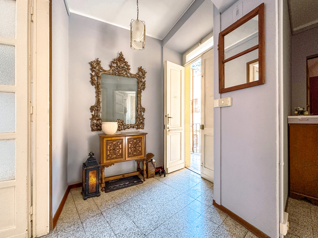002__appartamento-vendita-borgosesia-ingresso