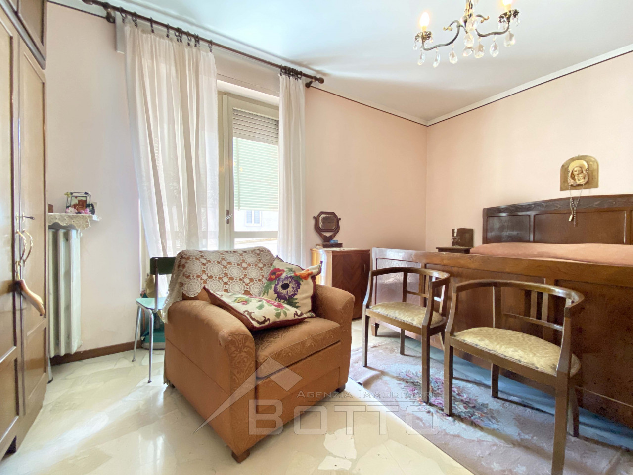 002__appartamento-vendita-borgosesia-salotto4