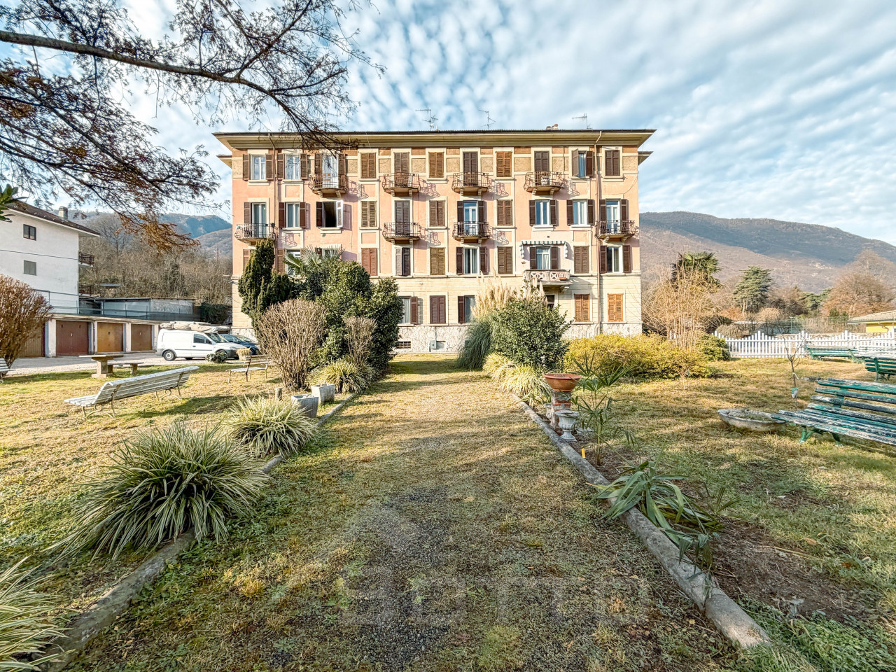 002__appartamento-vendita-gravellona-esterno_wmk_0