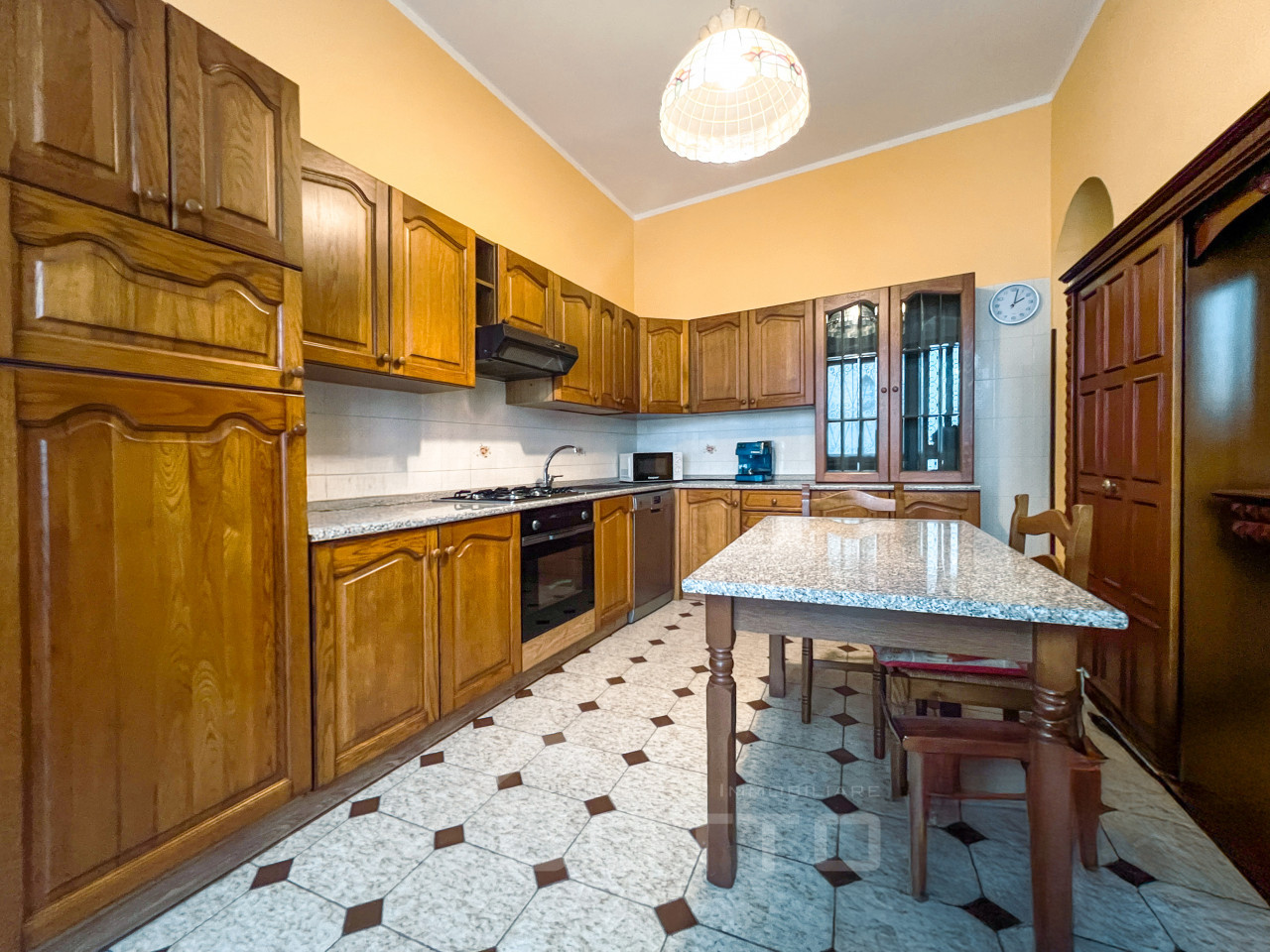 002__appartamento-vendita-grignasco-cucina1_wmk_0