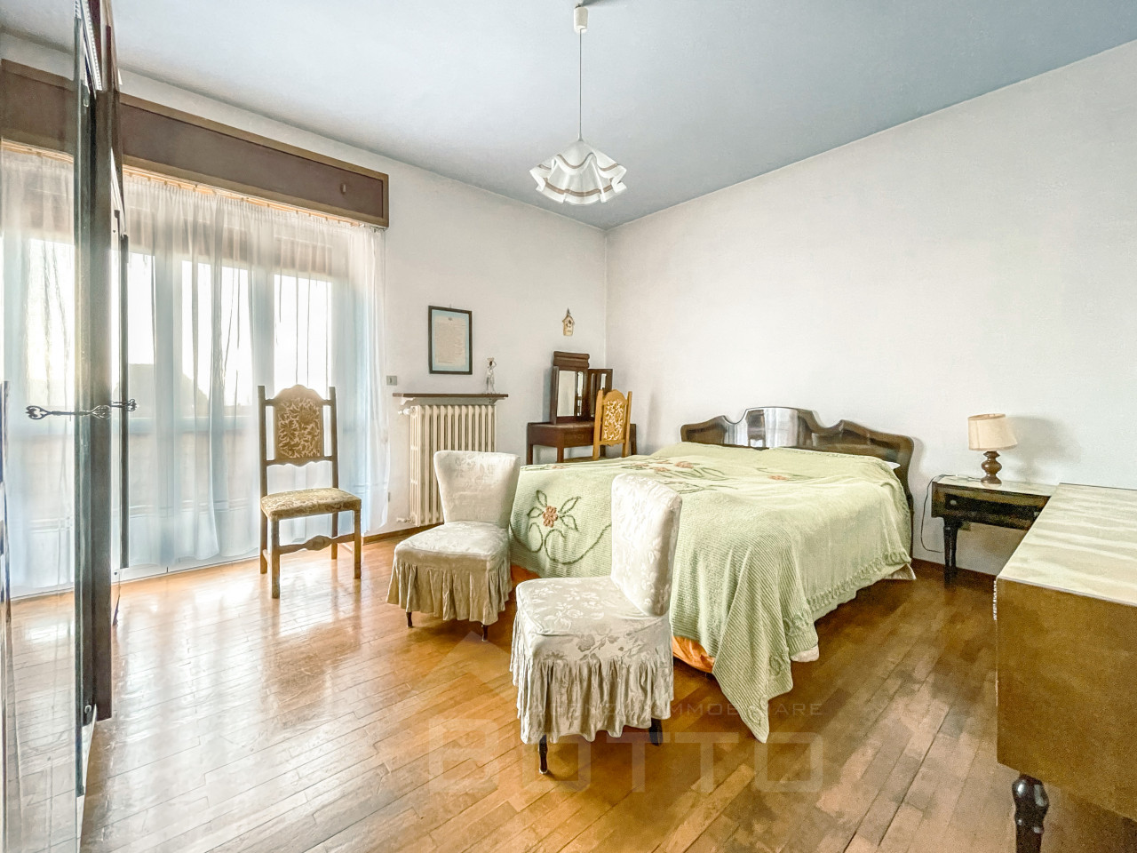 002__bifamiliare-vendita-armeno-camera1_wmk_0