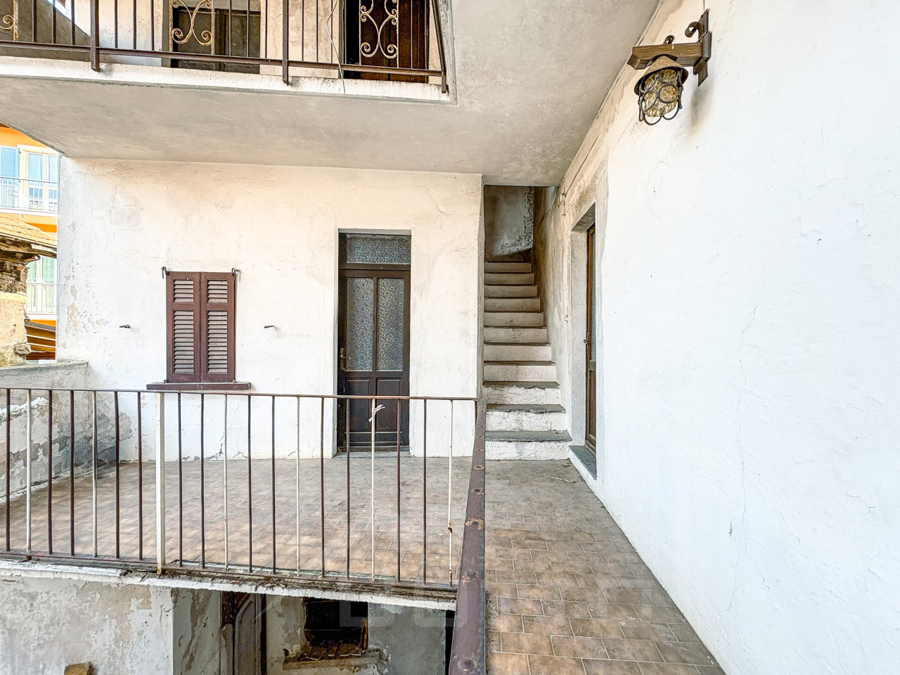 002__casa-vendita-agrano-balcone_wmk_0