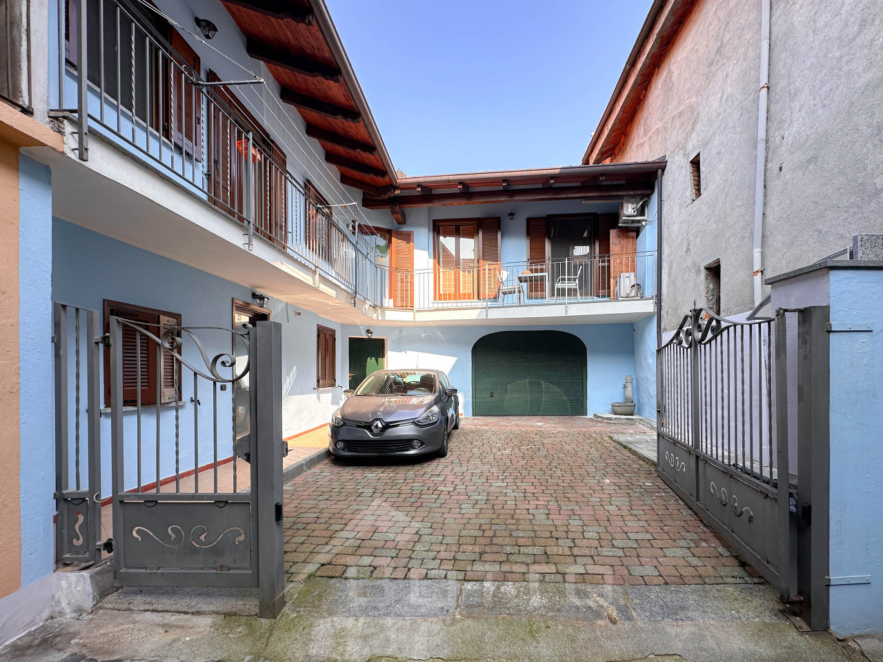 002__casa-vendita-gattinara-esterno7_wmk_0