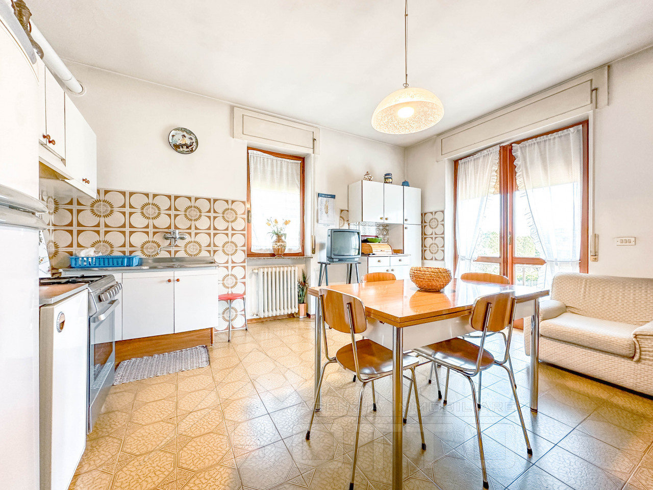 002__casa-vendita-gozzano-cucina1_wmk_0