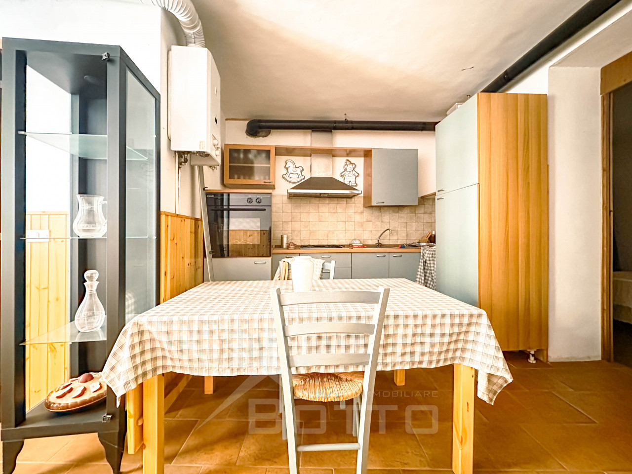 002__casa-vendita-romagnano-table54_wmk_0