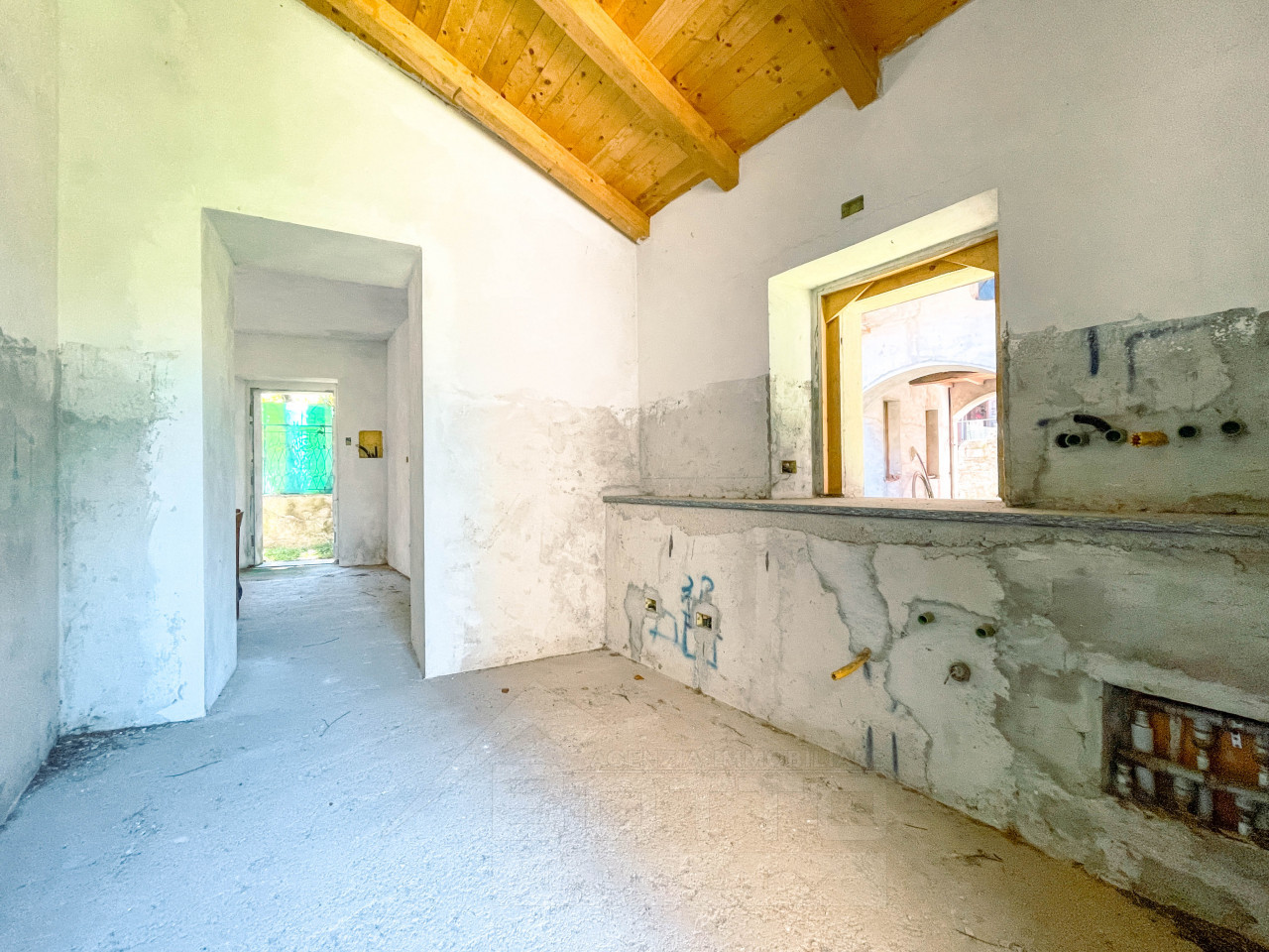002__rustico-vendita-carpugnino-bagni_wmk_0