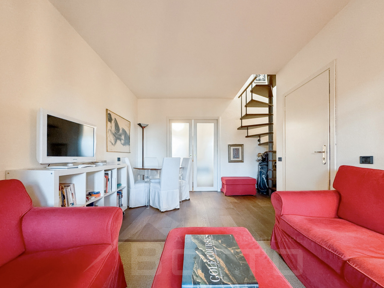 002__vendita-casa-schiera-agrate-soggiorno1_wmk_0
