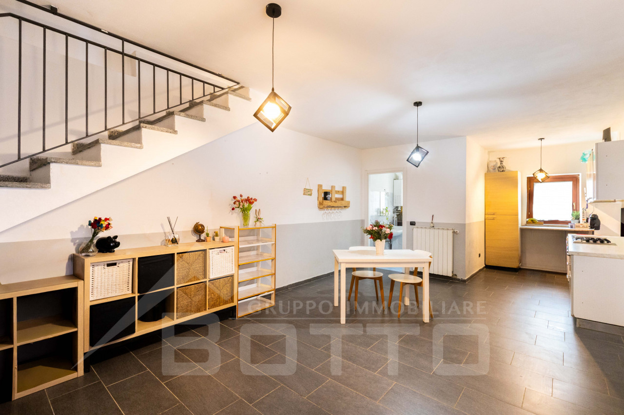 002__vendita-casa-semi-indipendente-fontaneto2_wmk_0