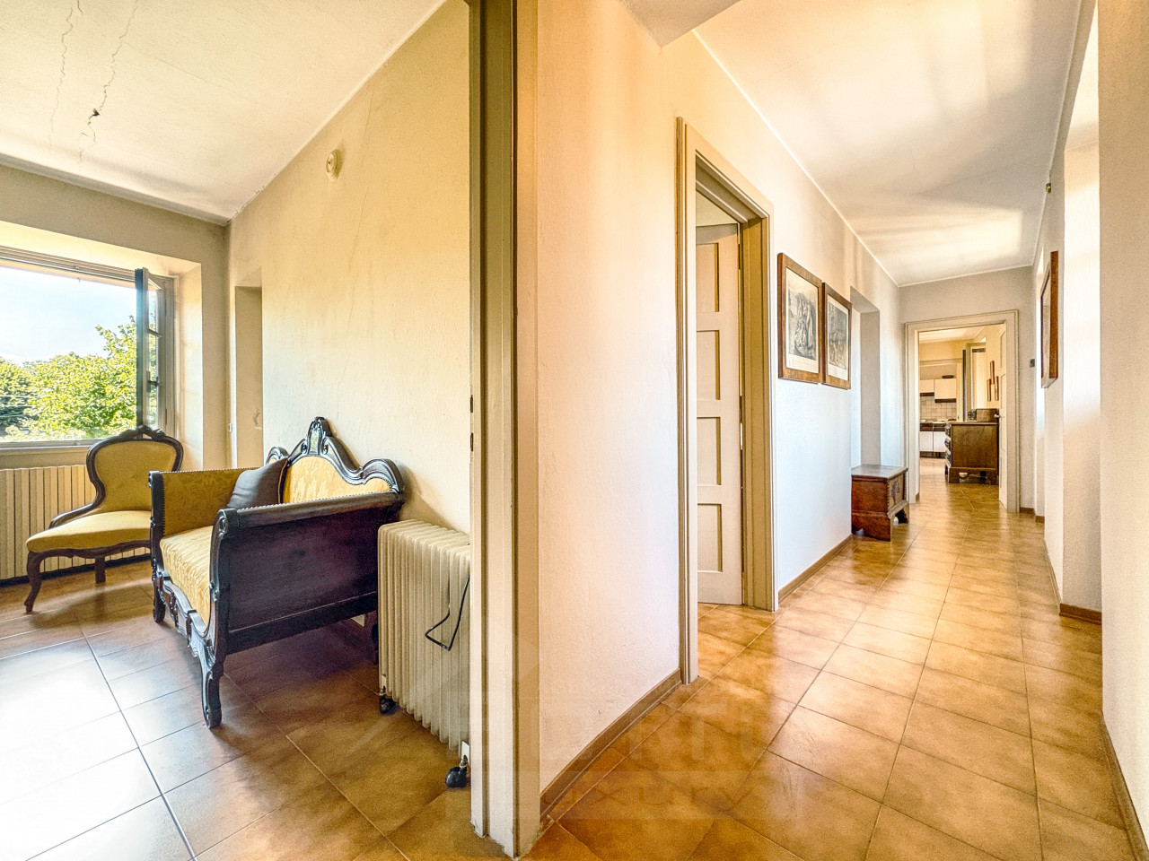 003__appartamento-vendita-invorio-corridoio_wmk_0