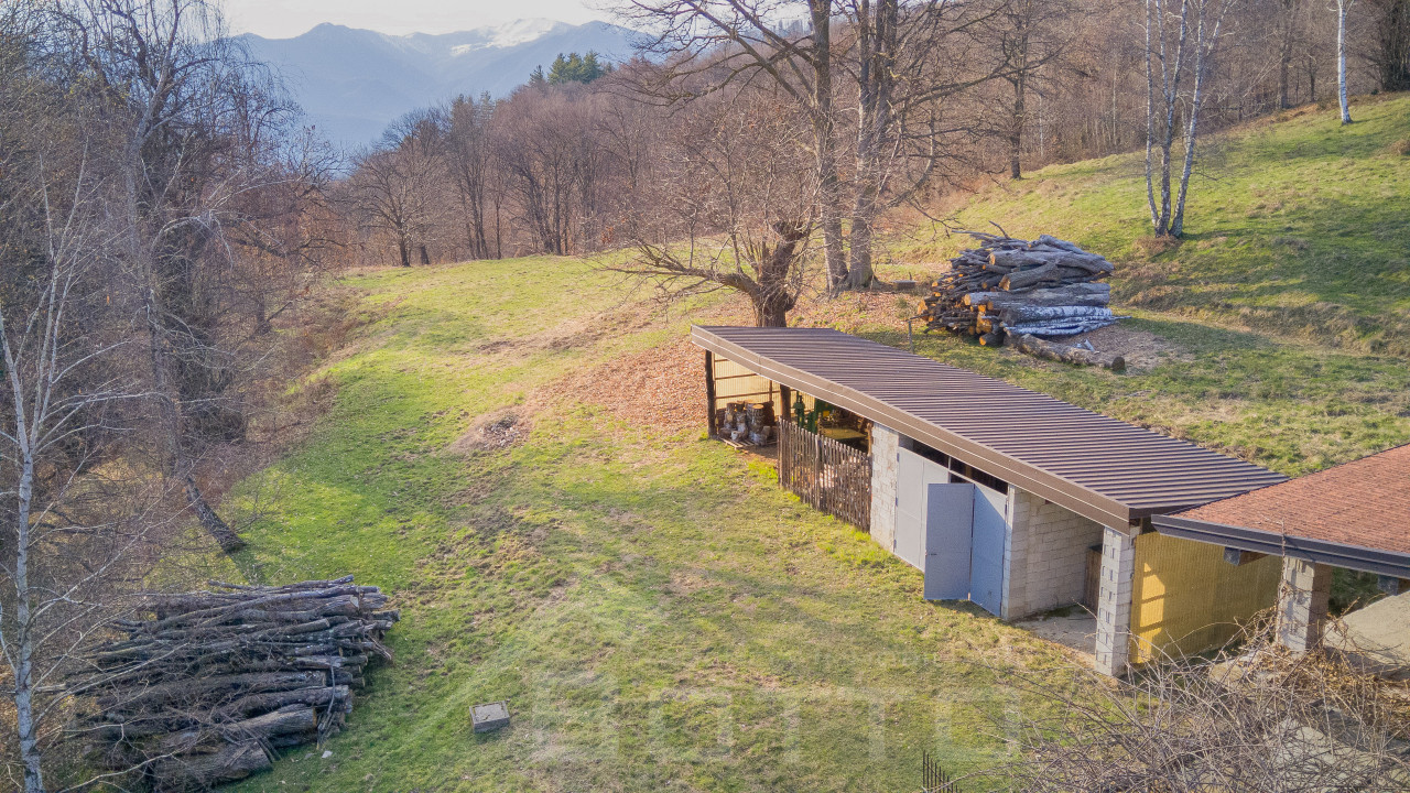 003__casa-vendita-armeno-capannone1_wmk_0