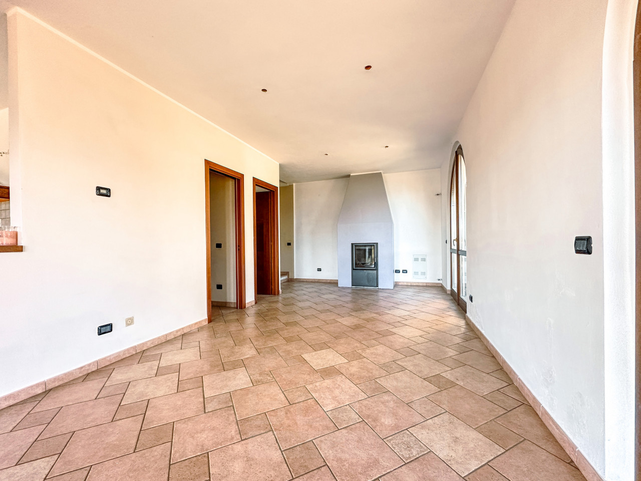003__casa-vendita-baveno-camino_wmk_0