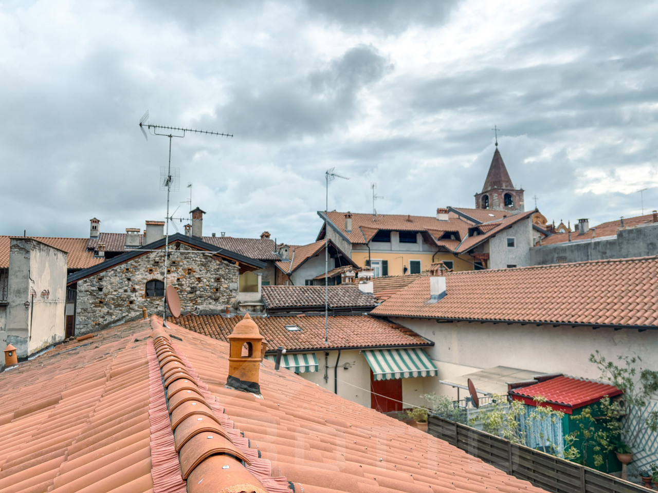 003__casa-vendita-borgomanero-tetto_wmk_0