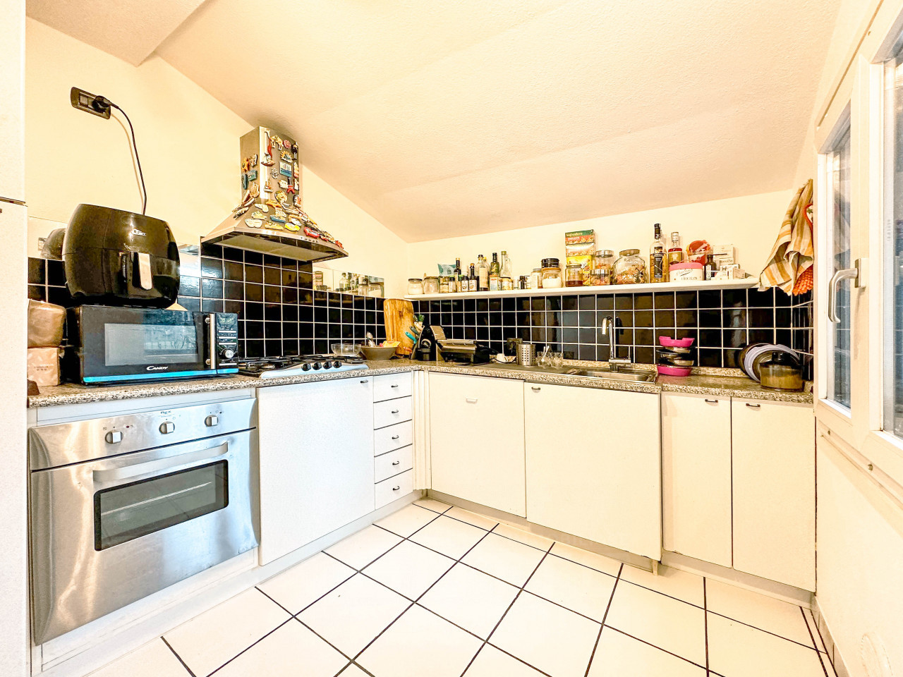 003__casa-vendita-cannobio-cucina_wmk_0