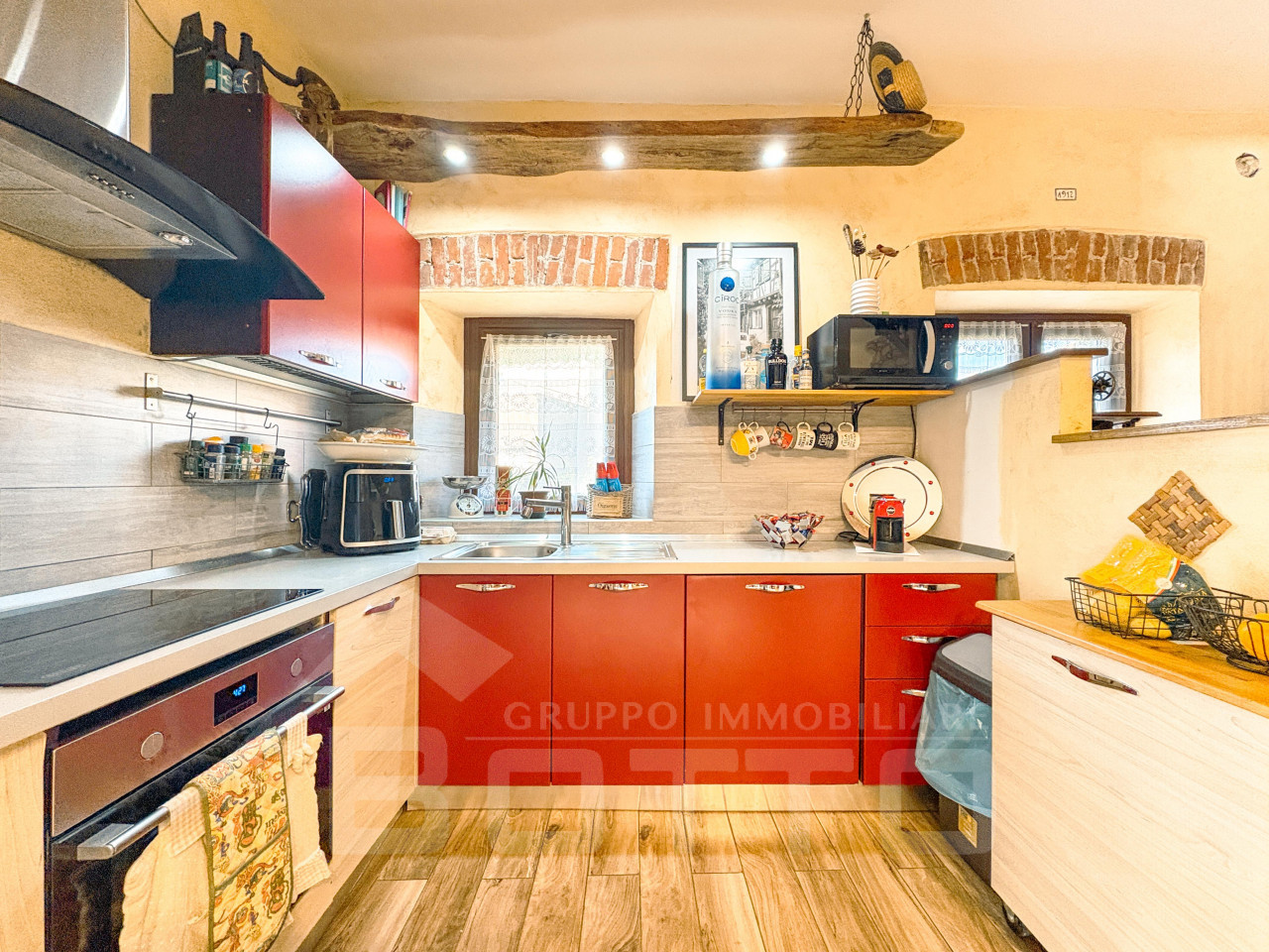003__casa-vendita-fonschi-cucina_wmk_0