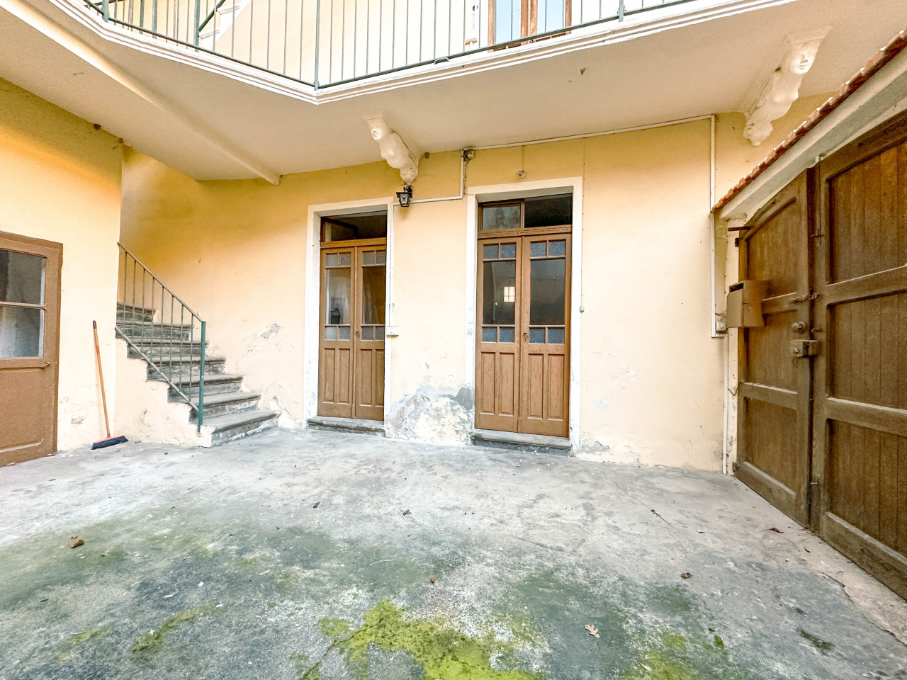 003__casa-vendita-grignasco-cortile2