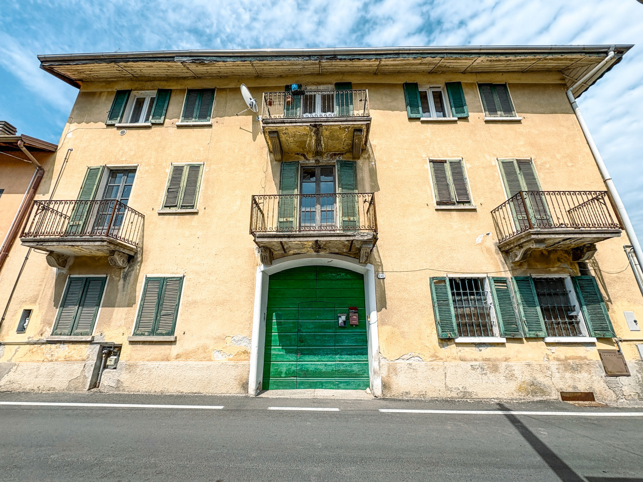 003__casa-vendita-pogno-esterno