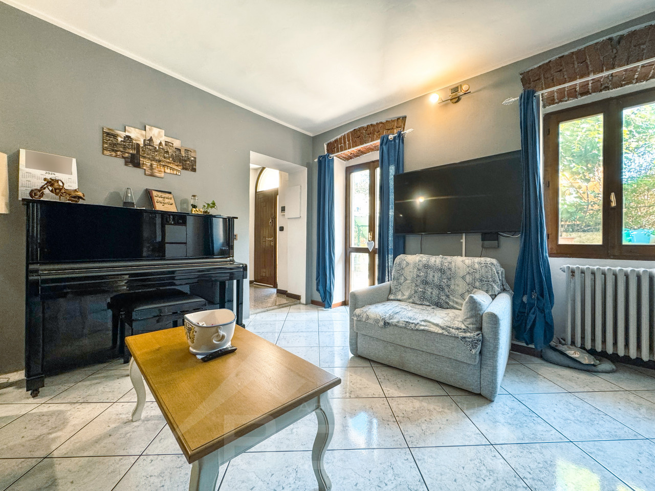 003__gozzano-vendita-salotto2_wmk_0