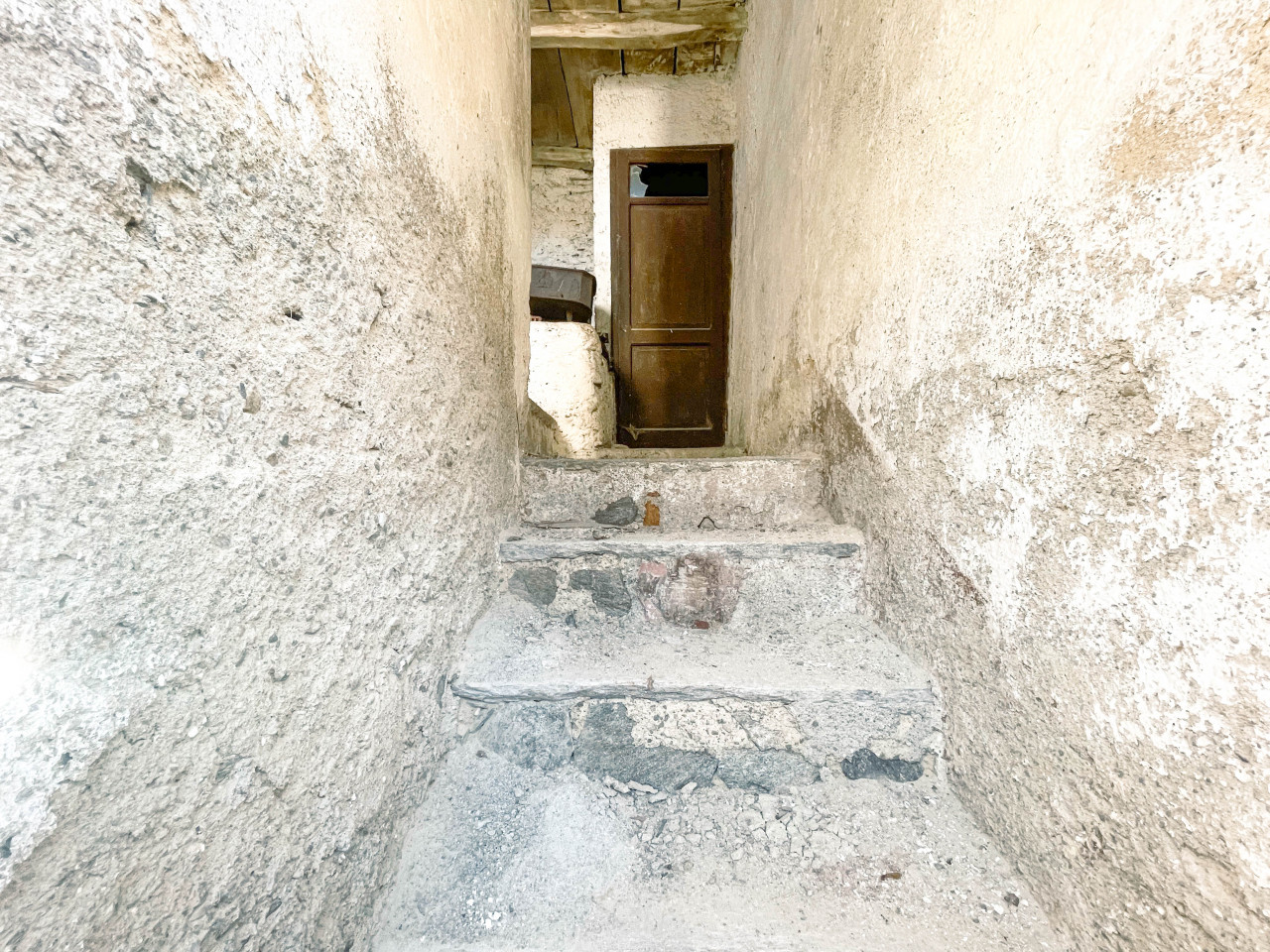 003__rustico-vendita-gignese-scale