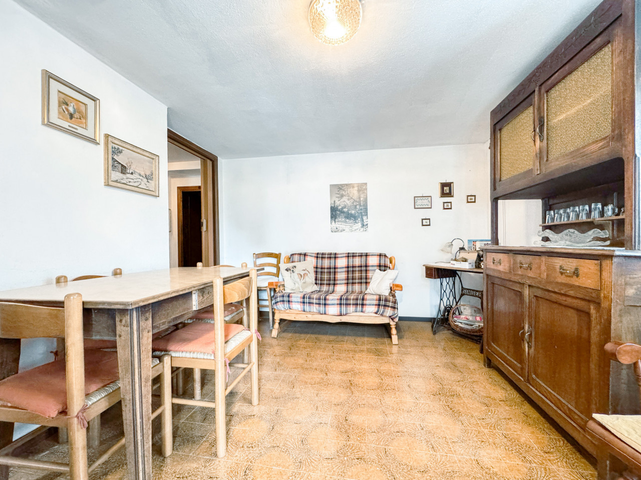 003__vendita-casa-a-schiara-varzo-soggiorno_wmk_0