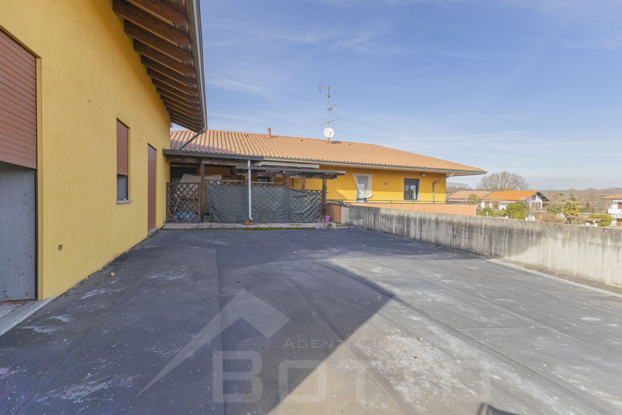 003__vendita-casa-via-novara3_wmk_0