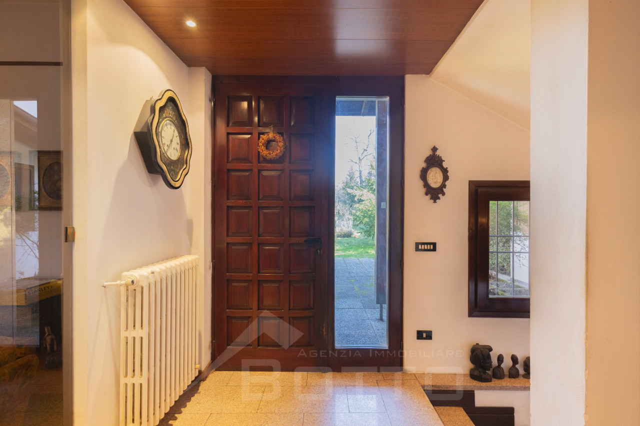 003__villa-vendita-omegna54_wmk_0