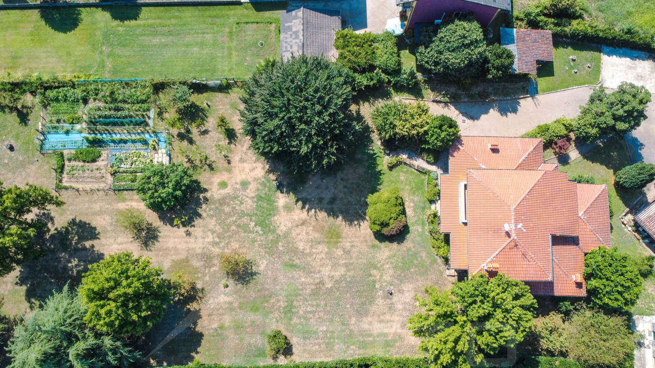 003__villla-vendita-oleggio-drone_wmk_0