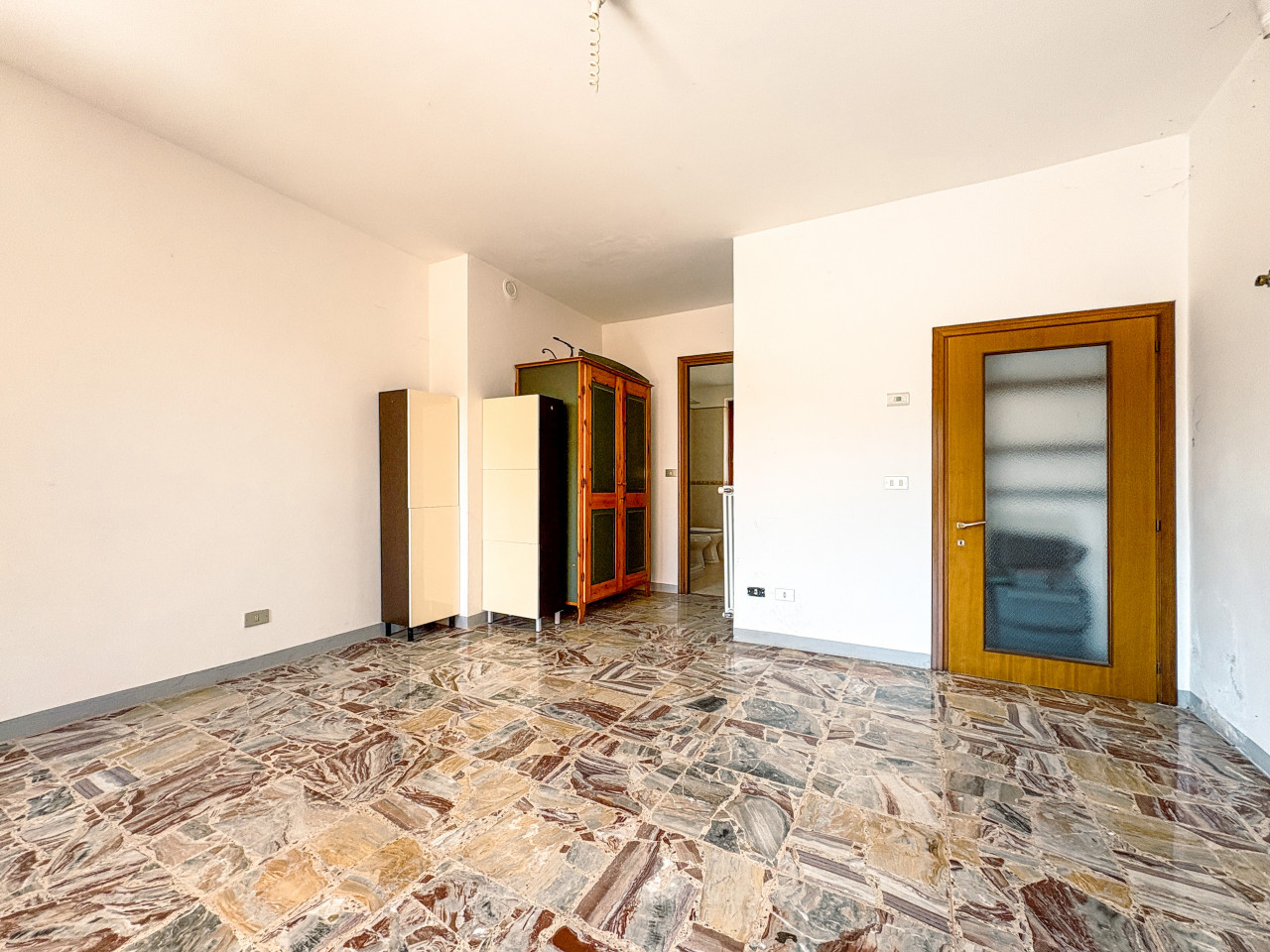004__appartamento-vendita-brovello-stanza222_wmk_0