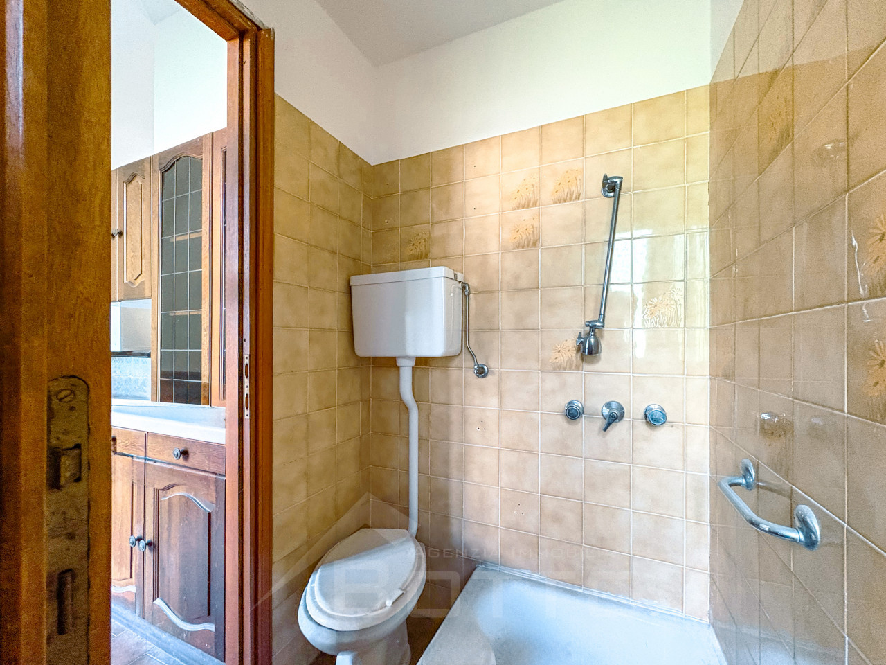 004__appartamento-vendita-ornavasso-bagno_wmk_0