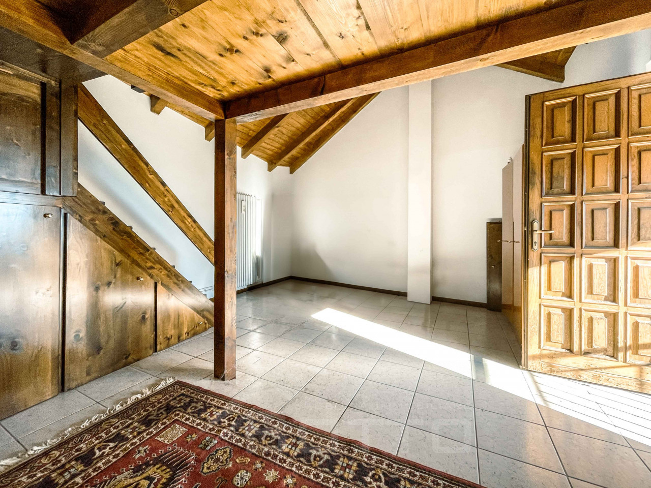 004__casa-vendita-madonna-del-sasso-camera5_wmk_0